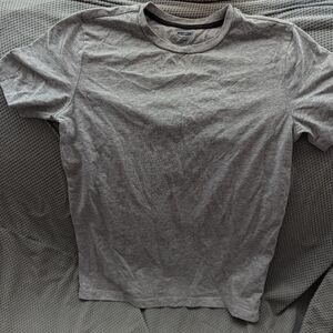 Boys size 14-16 T-shirts (5)